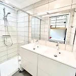 650, Vue Magnifique, Entierement Renovee Avec Piscine Villa *