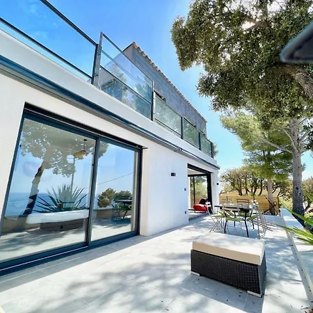 Villa 650, Vue Magnifique, Entierement Renovee Avec Piscine