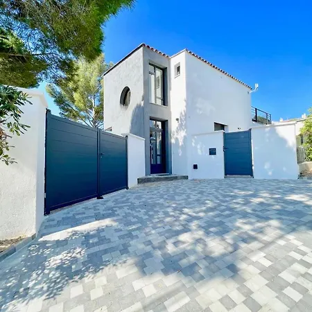 Villa 650, Vue Magnifique, Entierement Renovee Avec Piscine
